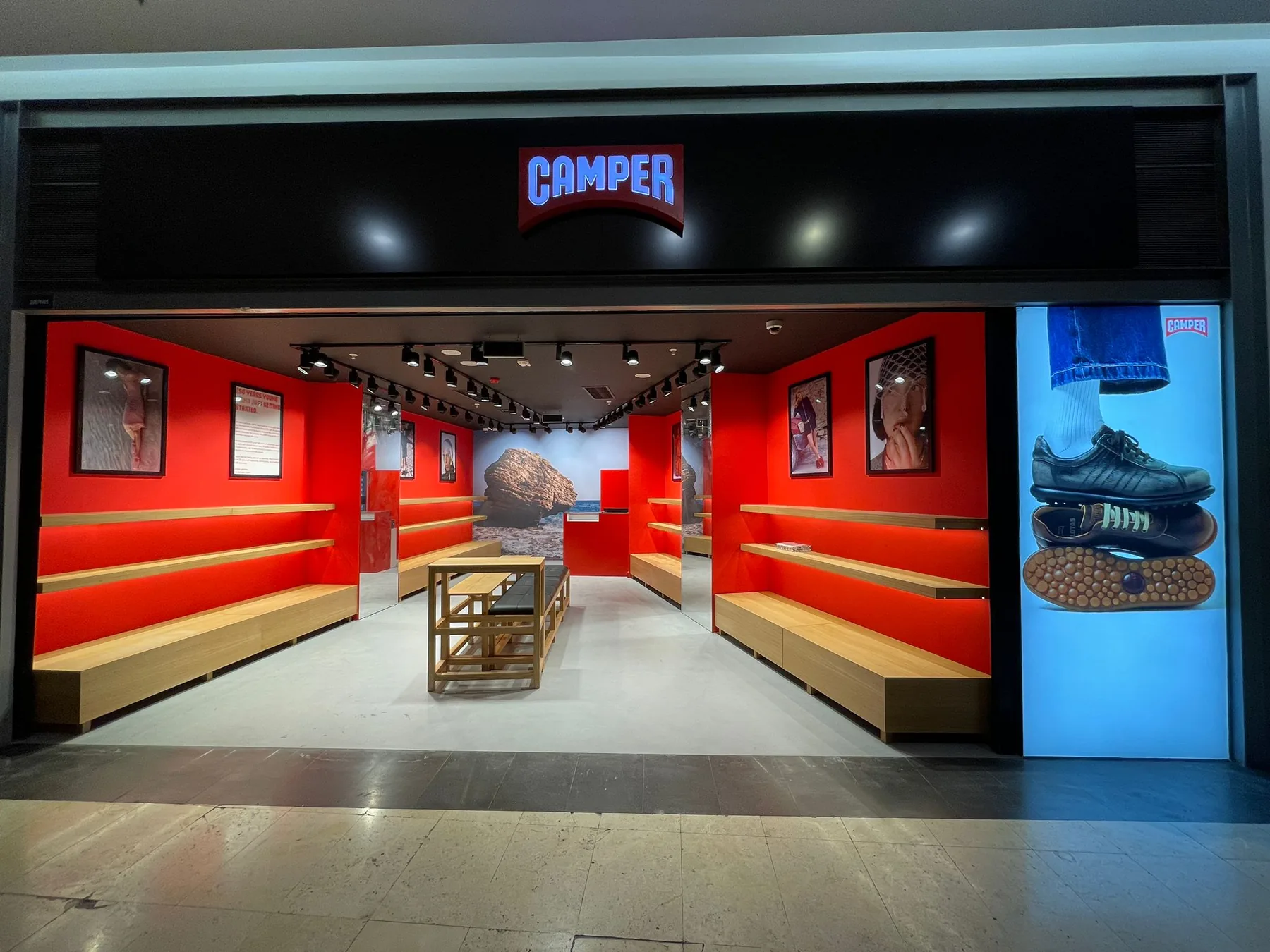 Camper Ankara Gordion mağaza cephesi