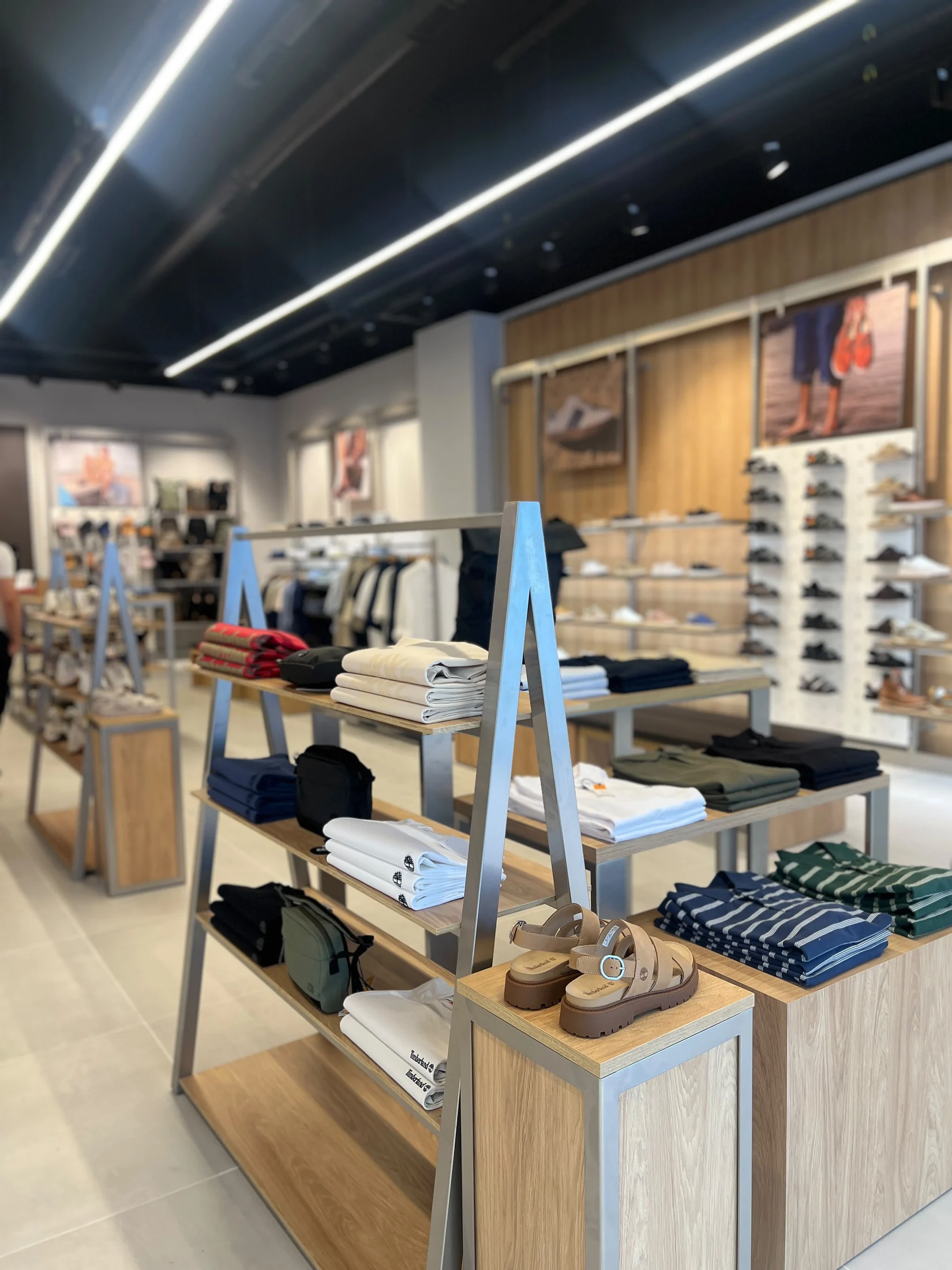 Timberland mağaza iç mekânı