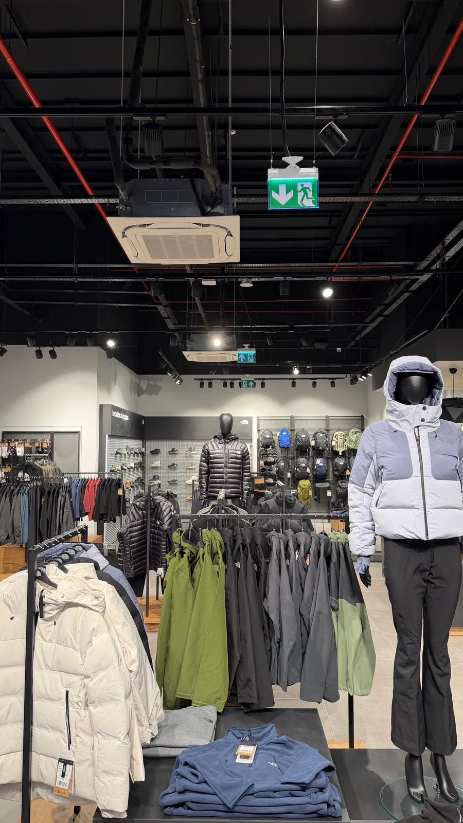 The North Face Afium Outlet · Afyon mağazası