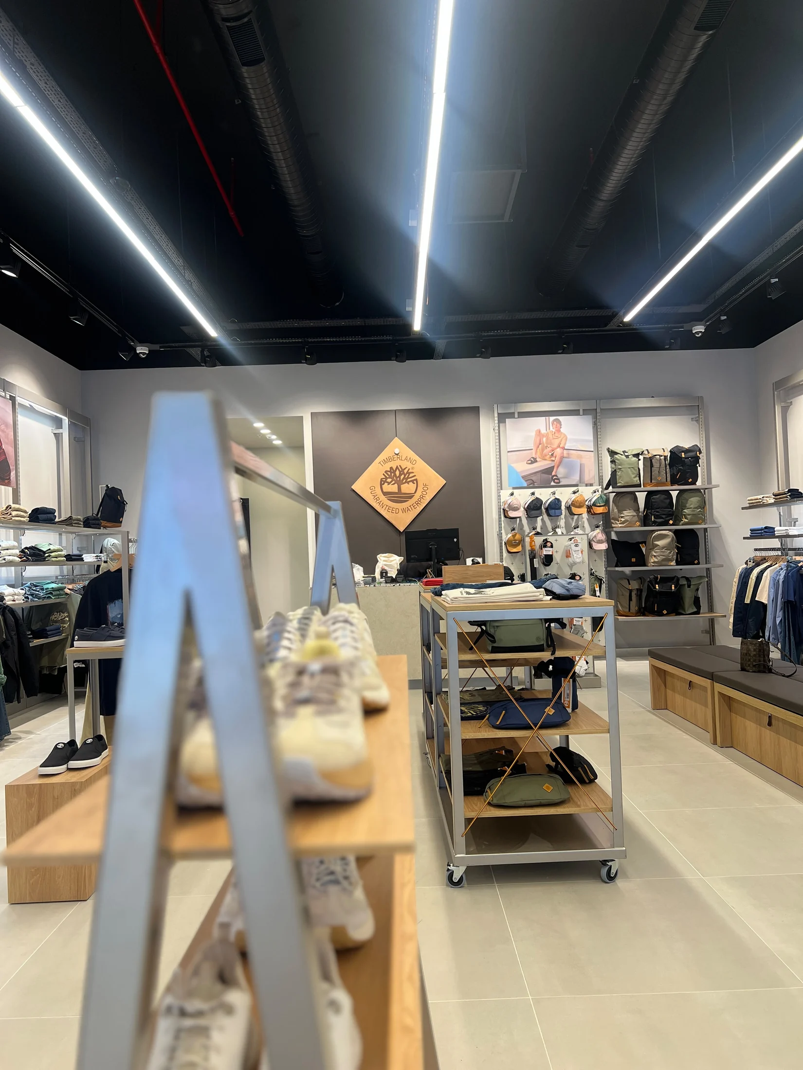 Timberland mağaza orta alanı